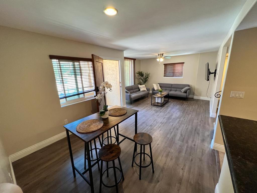 Venetian La Jolla 2 Bedroom Luxury Furnished Near Beach And Utc Mall Aparthotel San Diego