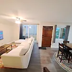 Venetian La Jolla 2 Bedroom Condo Luxury Furnished Near Beach And Utc Mall