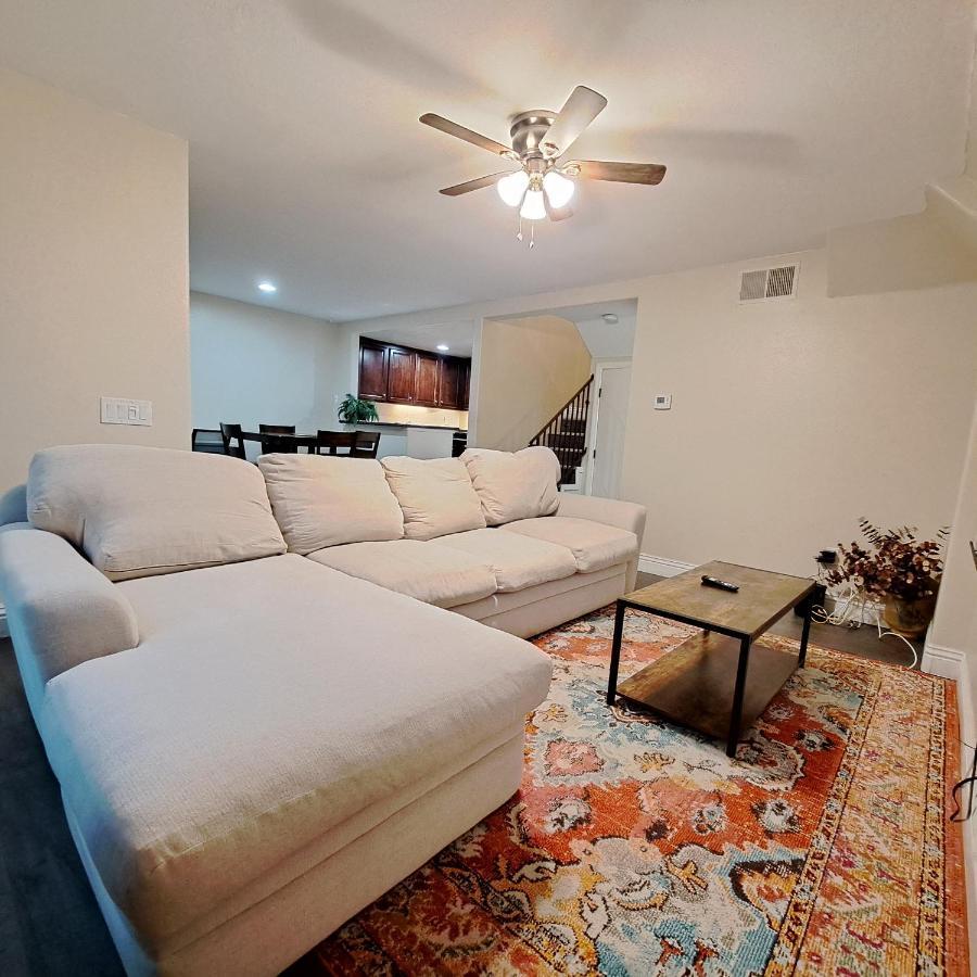 Venetian La Jolla 2 Bedroom Luxury Furnished Near Beach And Utc Mall San Diego