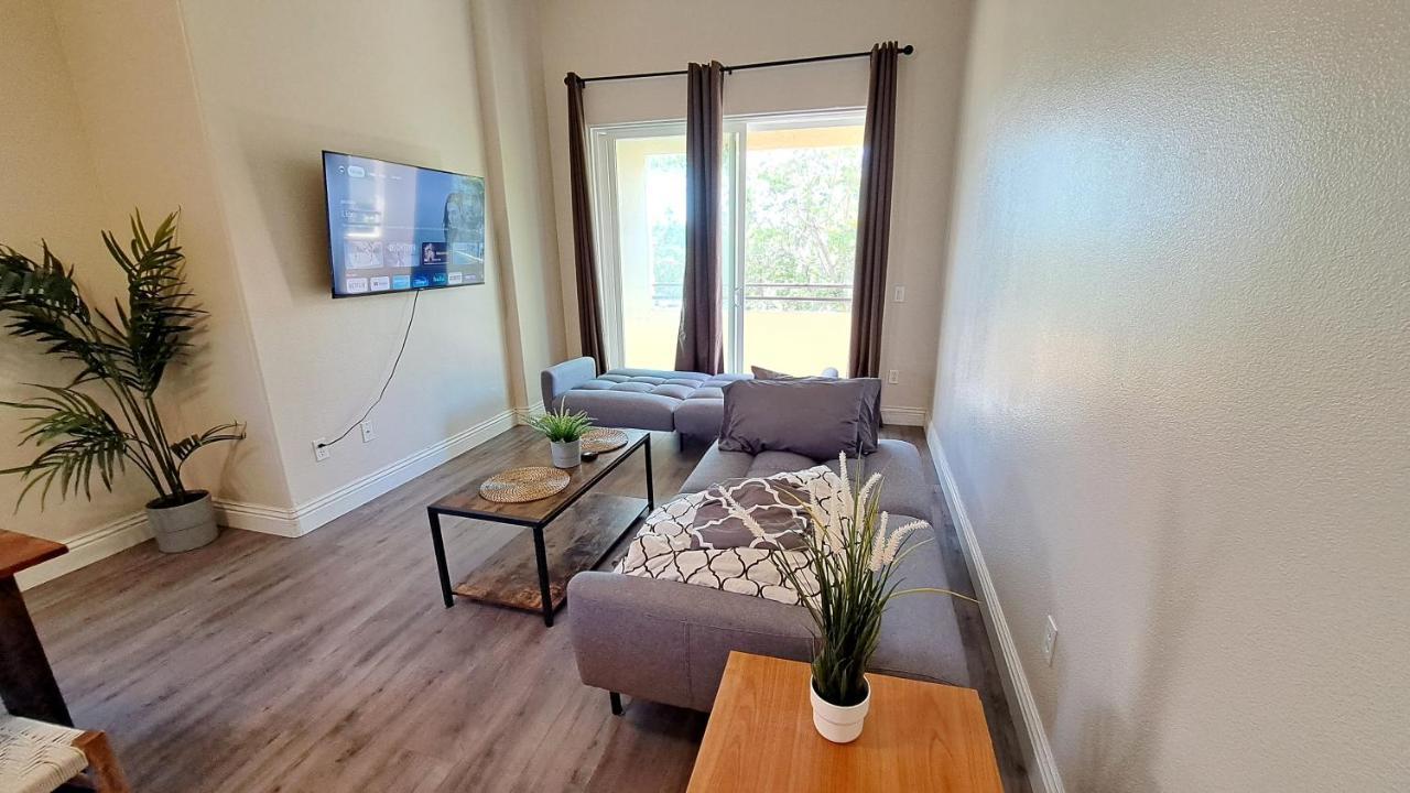 Venetian La Jolla 2 Bedroom Luxury Furnished Near Beach And Utc Mall San Diego