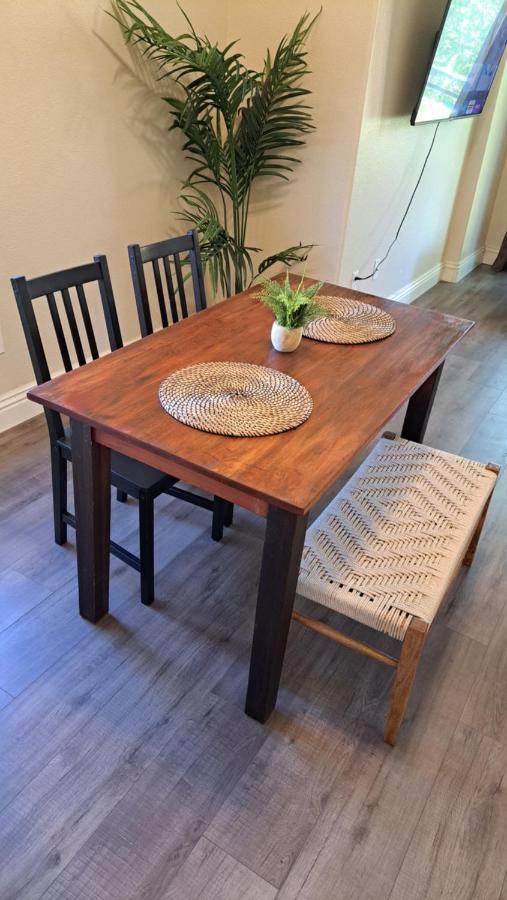 Venetian La Jolla 2 Bedroom Luxury Furnished Near Beach And Utc Mall Aparthotel