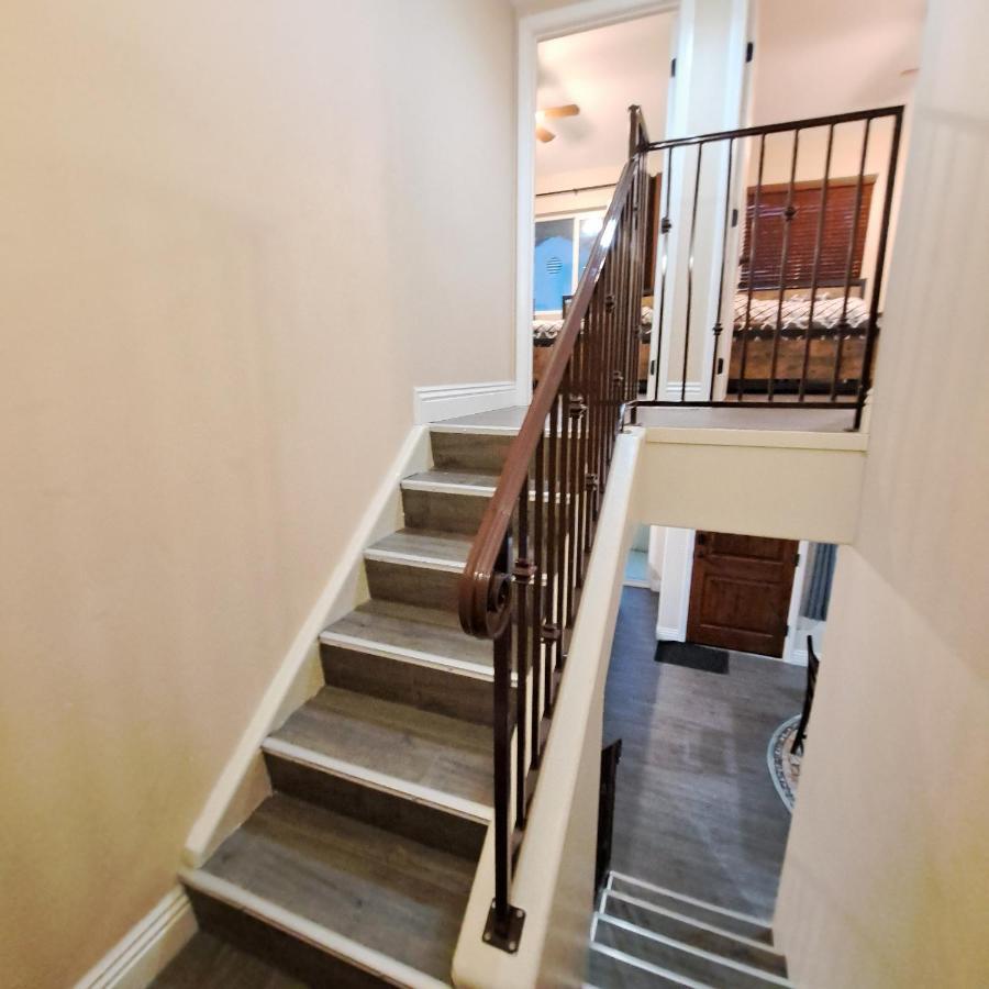 Venetian La Jolla 2 Bedroom Luxury Furnished Near Beach And Utc Mall San Diego