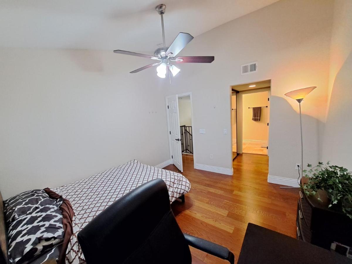 Aparthotel Venetian La Jolla 2 Bedroom Luxury Furnished Near Beach And Utc Mall